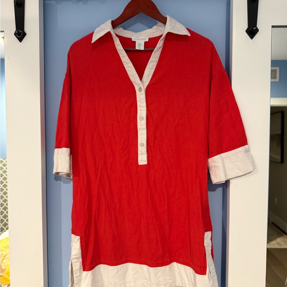 Cynthia Rowley Red and White Casual Button Down Shirt